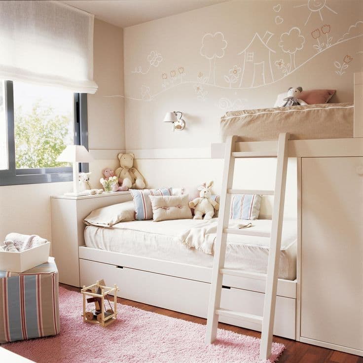 Романтический образ комнаты малышки в нежном кремовом цвете