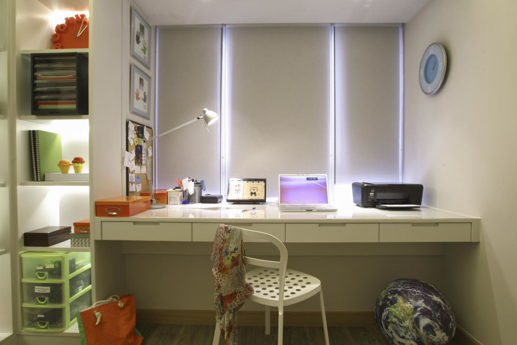 Желательно чтобы все места для хранения были размещены на расстоянии вытянутой руки от ученика