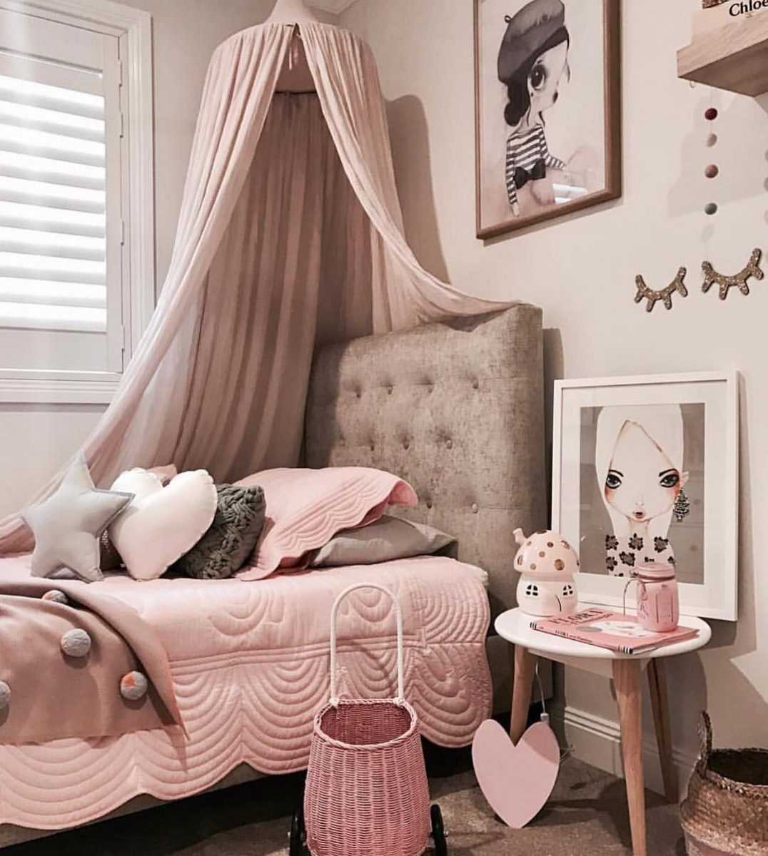 Детская комната для девочки - особенности стилевых решений. Планировка пространства, подбор материалов и цветов отделки, расстановка мебели и освещения